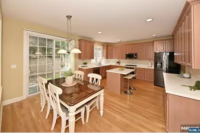 3 Schindler Court, Upper Saddle River, NJ 07458 - Photo 6