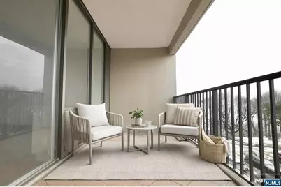 5 Horizon Road 203 #203, Fort Lee, NJ 07024 - Photo 6