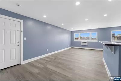 816 W Grand Street 3B #3B, Elizabeth, NJ 07202 - Photo 8