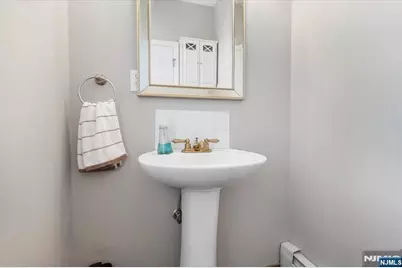 242 Washington Avenue, Rutherford, NJ 07070 - Photo 14