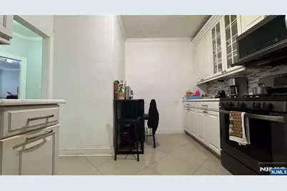 325 79th Street 26 #26, North Bergen, NJ 07047 - Photo 4
