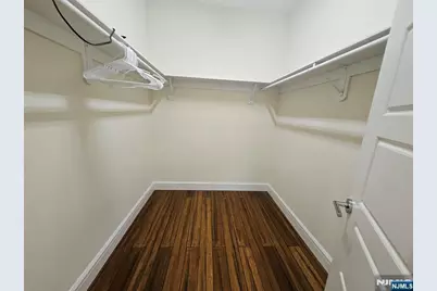 125 W Central Boulevard 204 #204, Palisades Park, NJ 07650 - Photo 10