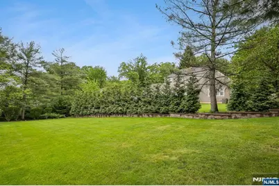 15 Bourbon Street, Wayne, NJ 07470 - Photo 28