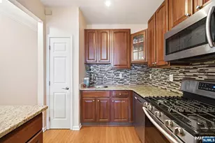424 Hartford Dr, Nutley, NJ 07110 - Photo 4