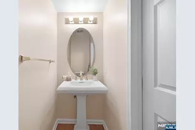 424 Hartford Drive, Nutley, NJ 07110 - Photo 30