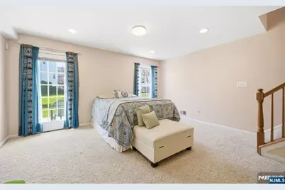 424 Hartford Drive, Nutley, NJ 07110 - Photo 44
