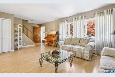 320 Jordan Road, New Milford, NJ 07646 - Photo 8
