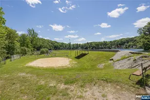 39 Broadway, West Milford, NJ 07480 - Photo 44
