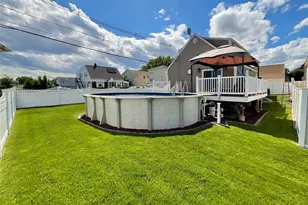 321 Thomas Ave, Lyndhurst Township, NJ 07071 - Photo 40