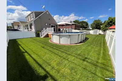 321 Thomas Avenue, Lyndhurst Township, NJ 07071 - Photo 38
