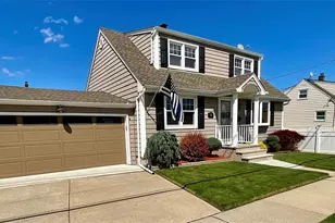 321 Thomas Ave, Lyndhurst Township, NJ 07071 - Photo 2