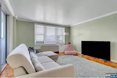 2000 Linwood Avenue 16J #16J, Fort Lee, NJ 07024 - Photo 6
