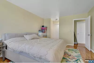 2000 Linwood Avenue 16J #16J, Fort Lee, NJ 07024 - Photo 8