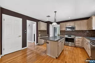 690 William Bliss Dr, New Milford, NJ 07646 - Photo 14
