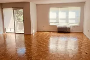 1111 River Road C8, Edgewater, NJ 07020 - Photo 4