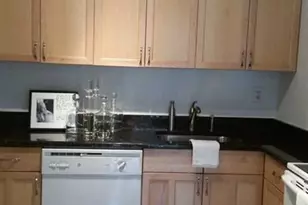 1111 River Road C8, Edgewater, NJ 07020 - Photo 6