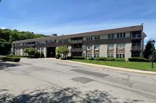 1111 River Road C8, Edgewater, NJ 07020 - Photo 1