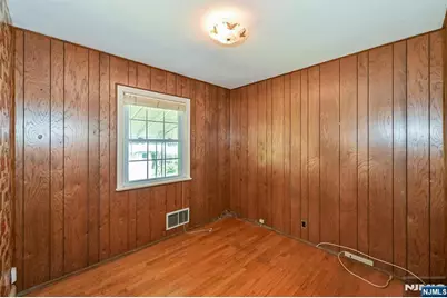 43 Urma Place, Saddle Brook Township, NJ 07663 - Photo 18