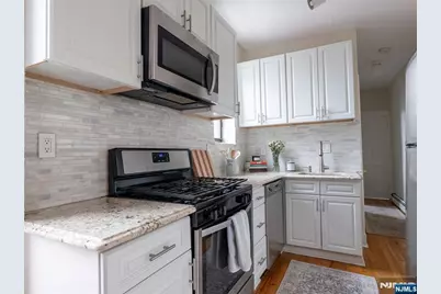 95 Willow Avenue 4B #4B, Hoboken, NJ 07030 - Photo 6
