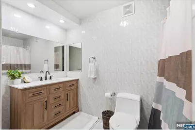300 Winston Drive L5 #L5, Cliffside Park, NJ 07010 - Photo 20