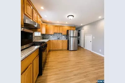 13 Talbot Street 1 #1, Montclair, NJ 07042 - Photo 4