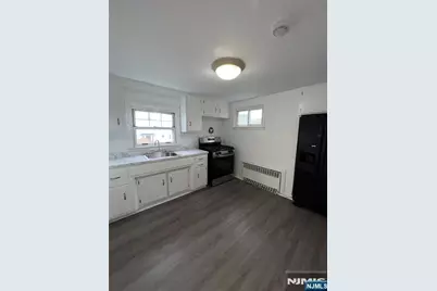 2 Davis Drive, Lodi, NJ 07644 - Photo 18