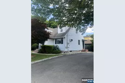 2 Davis Drive, Lodi, NJ 07644 - Photo 10