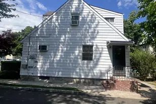 2 Davis Dr, Lodi, NJ 07644 - Photo 14