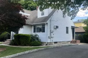 2 Davis Dr, Lodi, NJ 07644 - Photo 16