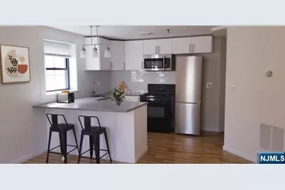 18-22 Engle Street R-18 #R-18, Englewood, NJ 07631 - Photo 2