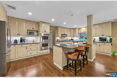 27 Duane Lane, Demarest, NJ 07627 - Photo 14