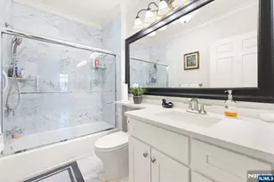 108 The Promenade 108, Edgewater, NJ 07020 - Photo 38