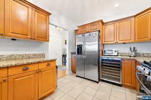 108 The Promenade 108, Edgewater, NJ 07020 - Photo 10