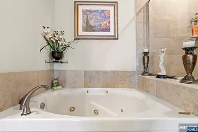 108 The Promenade 108 #108, Edgewater, NJ 07020 - Photo 34