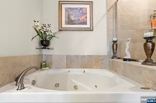 108 The Promenade 108, Edgewater, NJ 07020 - Photo 34
