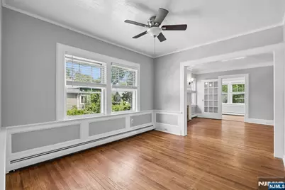 26 Howe Avenue 2 #2, Montclair, NJ 07042 - Photo 8