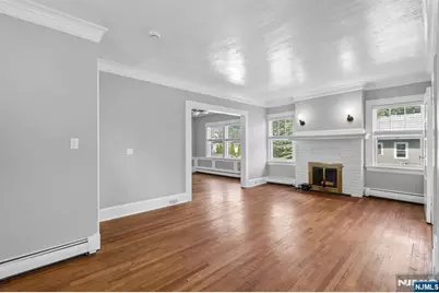 26 Howe Avenue 2 #2, Montclair, NJ 07042 - Photo 4