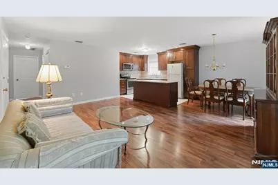 117 S Maple 1172 #1172, Park Ridge, NJ 07656 - Photo 2