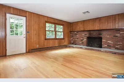 55 George Street, Allendale, NJ 07401 - Photo 18