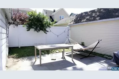 524 Oregon Avenue, Cliffside Park, NJ 07010 - Photo 22