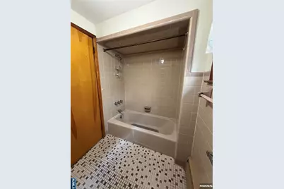 225 Front Street Ground Floor #Ground Floor, Secaucus, NJ 07094 - Photo 10