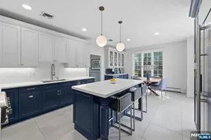 70 McElroy Ave, Fort Lee, NJ 07024 - Photo 18