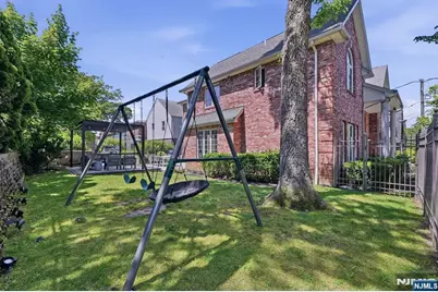 70 McElroy Avenue, Fort Lee, NJ 07024 - Photo 6