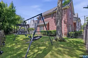 70 McElroy Ave, Fort Lee, NJ 07024 - Photo 6