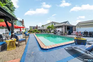 161 Plauderville Ave, Garfield, NJ 07026 - Photo 34