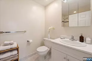 100 Old Palisade Road 3408, Fort Lee, NJ 07024 - Photo 16