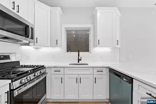 441 John St, East Newark, NJ 07029 - Photo 6
