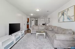 606 19th St, Newark, NJ 07103 - Photo 6