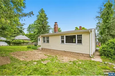 138 Wortendyke Avenue, Emerson, NJ 07630 - Photo 6