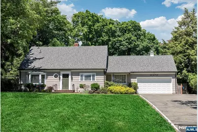 496 Lincoln Avenue, Ridgewood, NJ 07450 - Photo 1